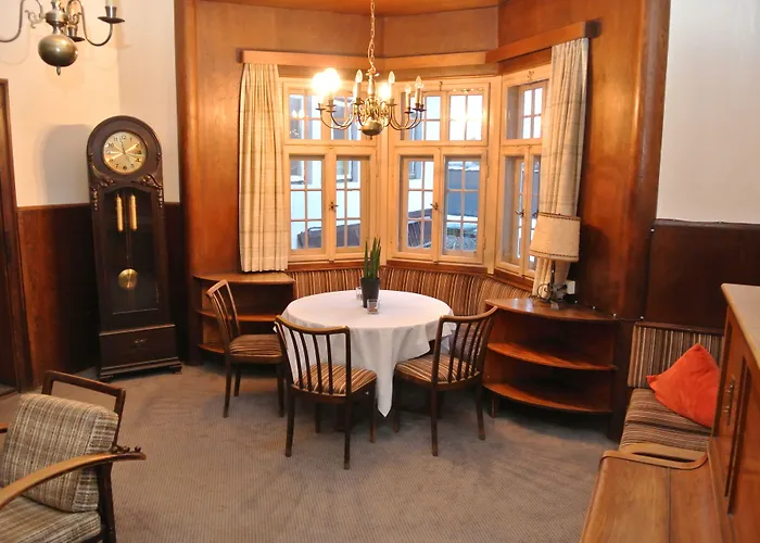 Gruberhof Igls 酒店 3*