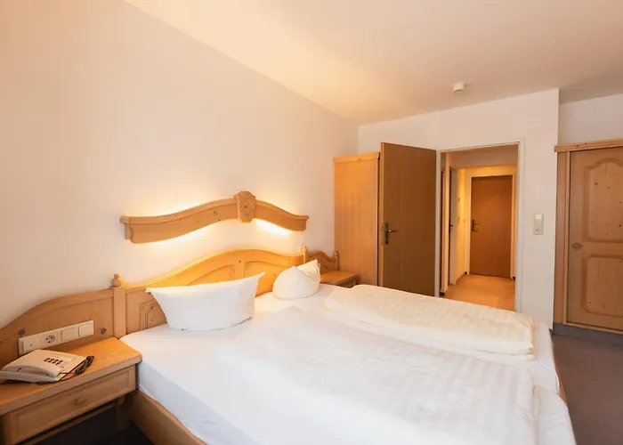 Gruberhof Igls 酒店 3*