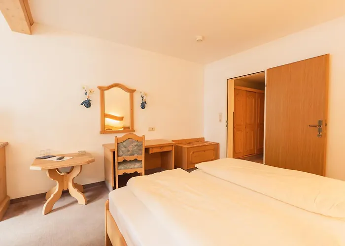 酒店 Gruberhof Igls 3*