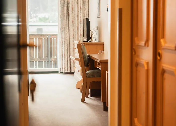 Gruberhof Igls 酒店 3*